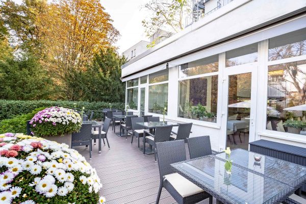 Terrasse | Villa Westend Hotel an der Messe | Frankfurts Geheimtipp · Reisende · Urlauber