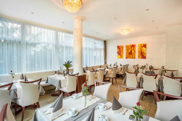 Restaurant / Spiesesaal | Villa Westend Hotel an der Messe | Frankfurts Geheimtipp · Reisende · Urlauber